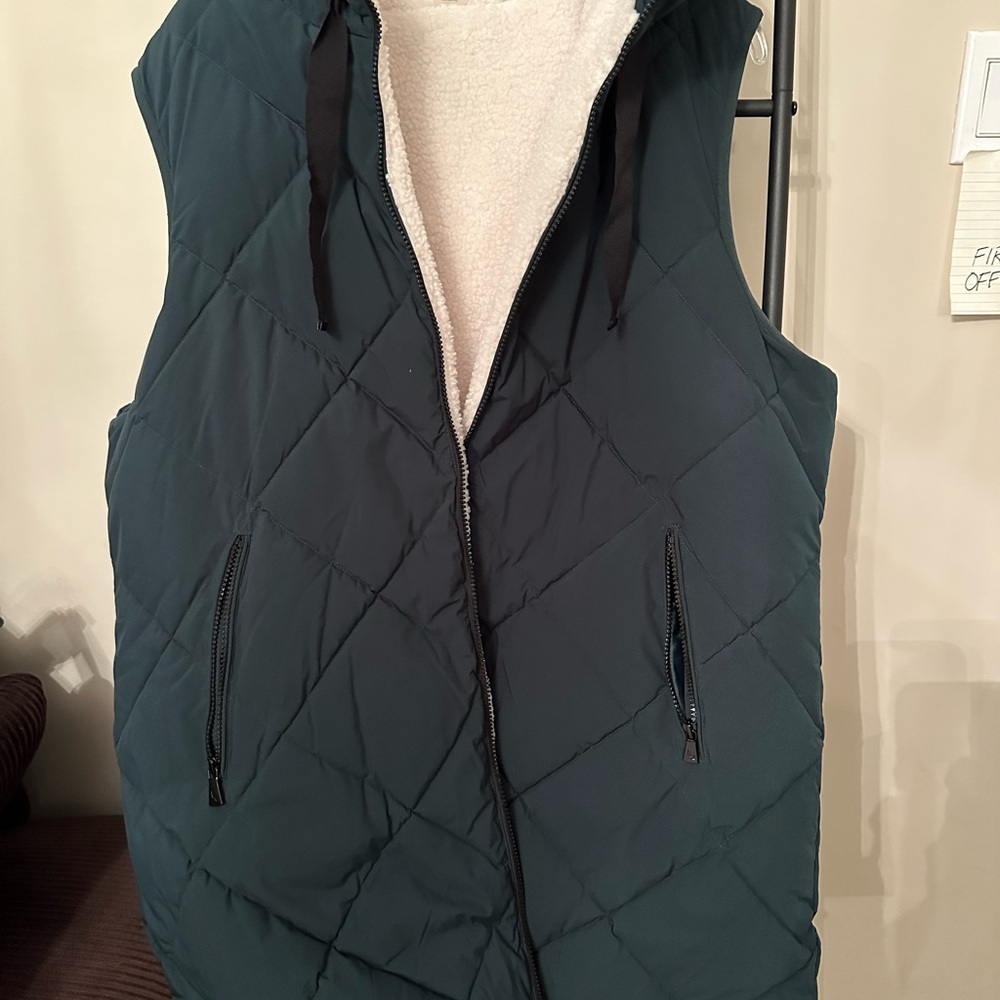 Koolaburra Dark Green Quilted Vest with Cream Lining